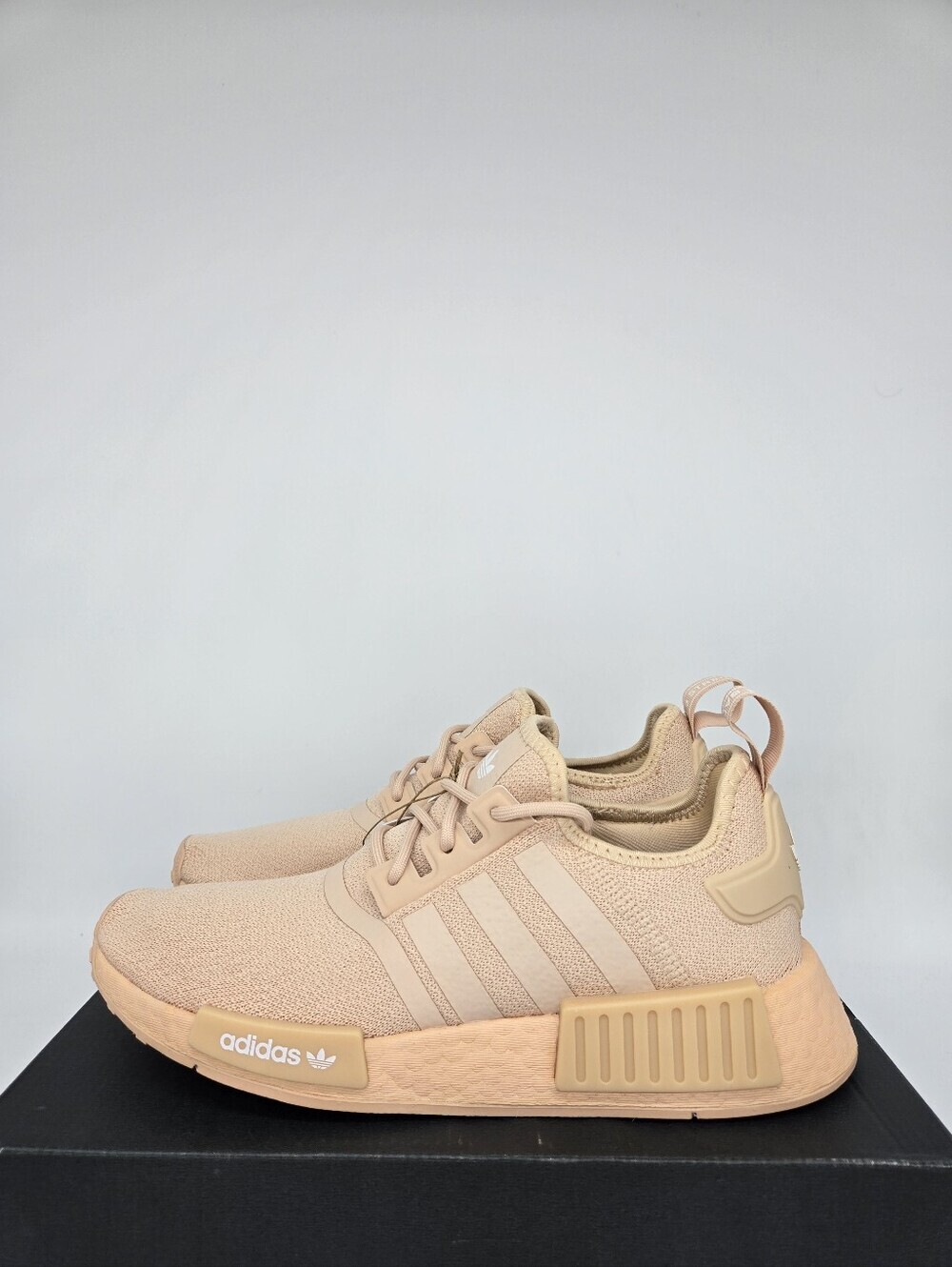 Adidas Women's NMD_R1 GZ4963 Halo Blush Shoes Size 8
